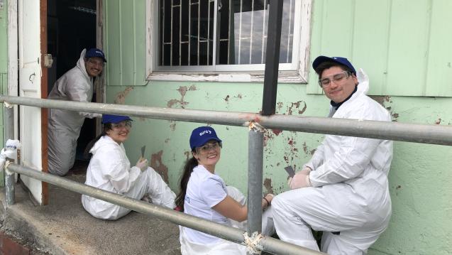 United Way volunteers upgrade a Chilean kindergarten in 2021