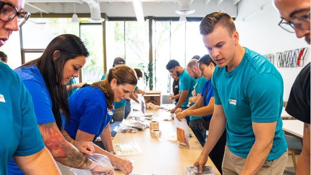 Valley of the Sun volunteers in Phoenix assembling heat kits through United We Prepare
